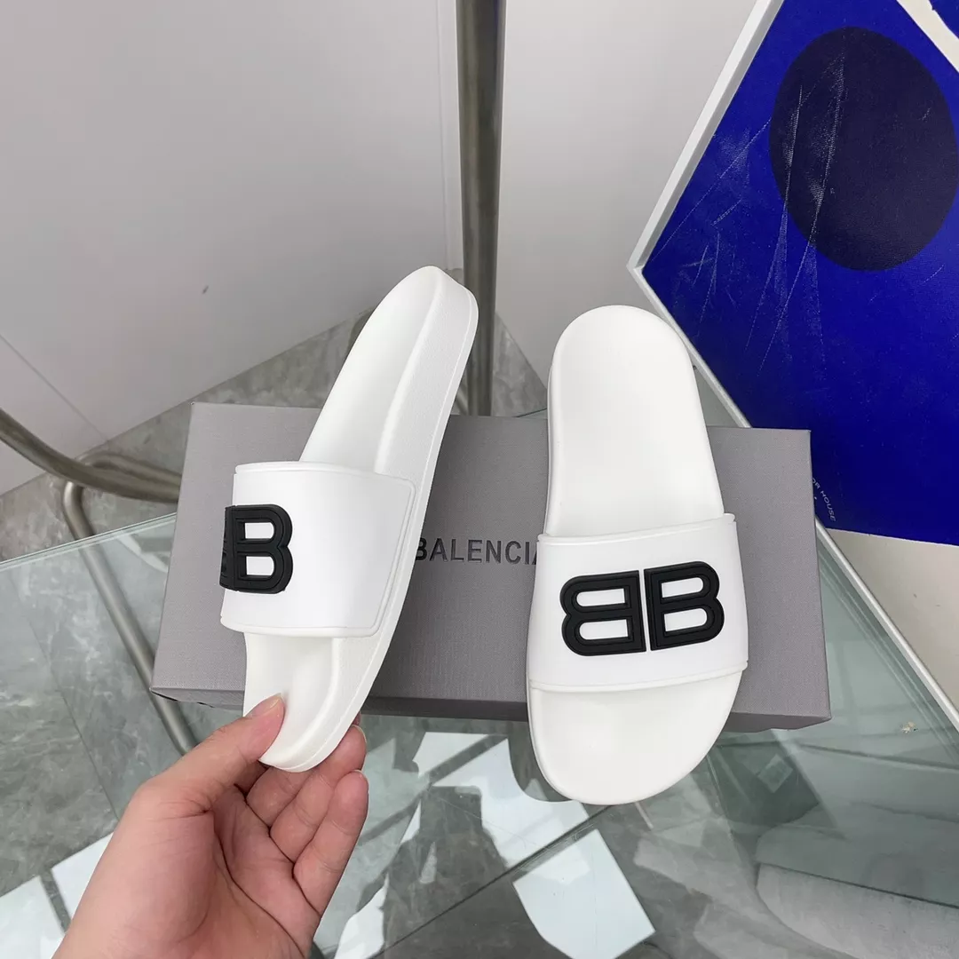 Balenciaga Slippers For Men Versatile 6249
