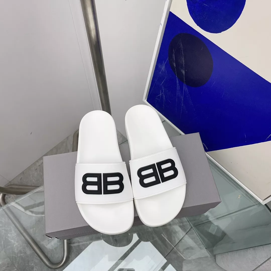 Balenciaga Slippers For Men Versatile 6249