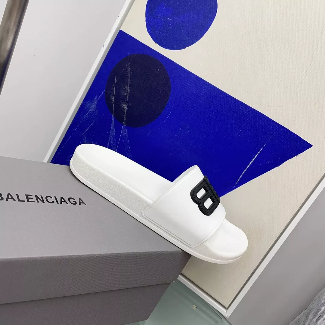 Balenciaga Slippers For Men Versatile 6249