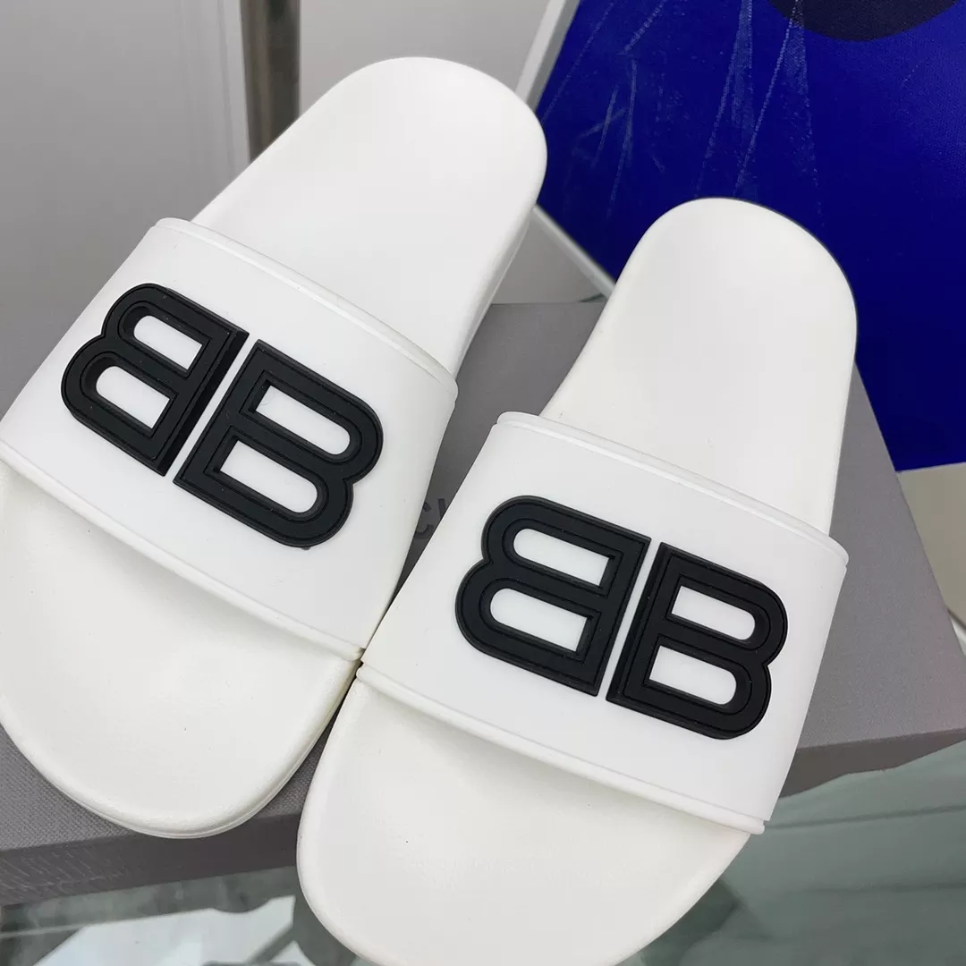 Balenciaga Slippers For Men Versatile 6249