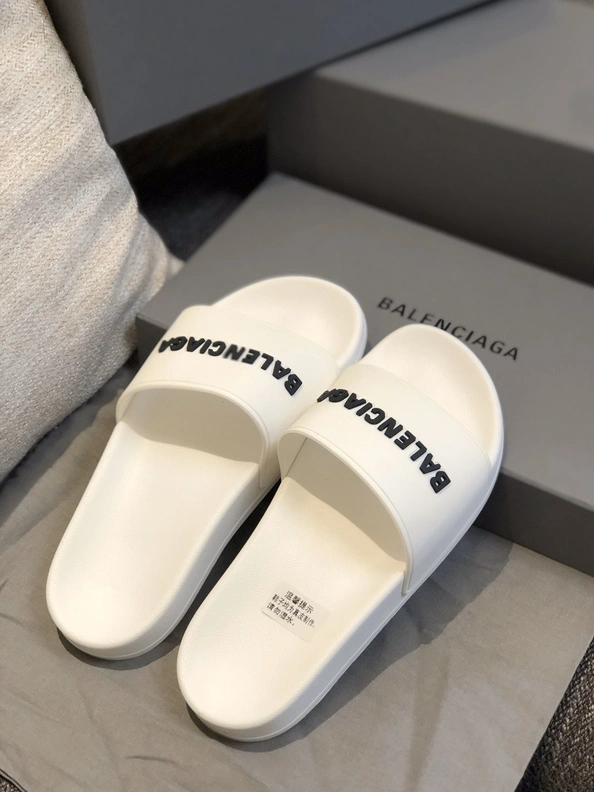 Balenciaga Slippers For Women Bold 504
