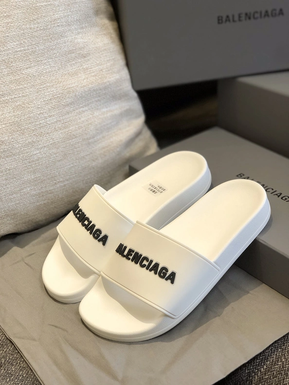 Balenciaga Slippers For Women Bold 504