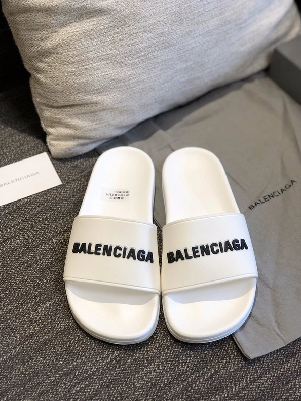 Balenciaga Slippers For Women Bold 504