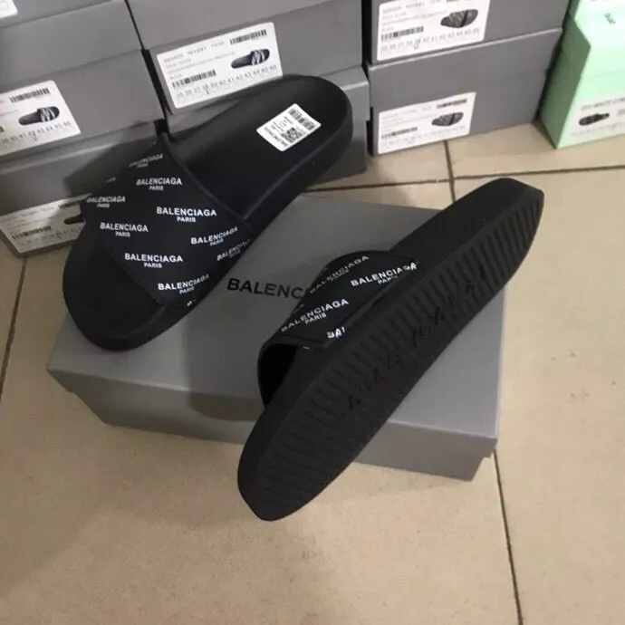 Balenciaga Slippers For Women Bright 543