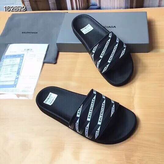 Balenciaga Slippers For Women Durable 268