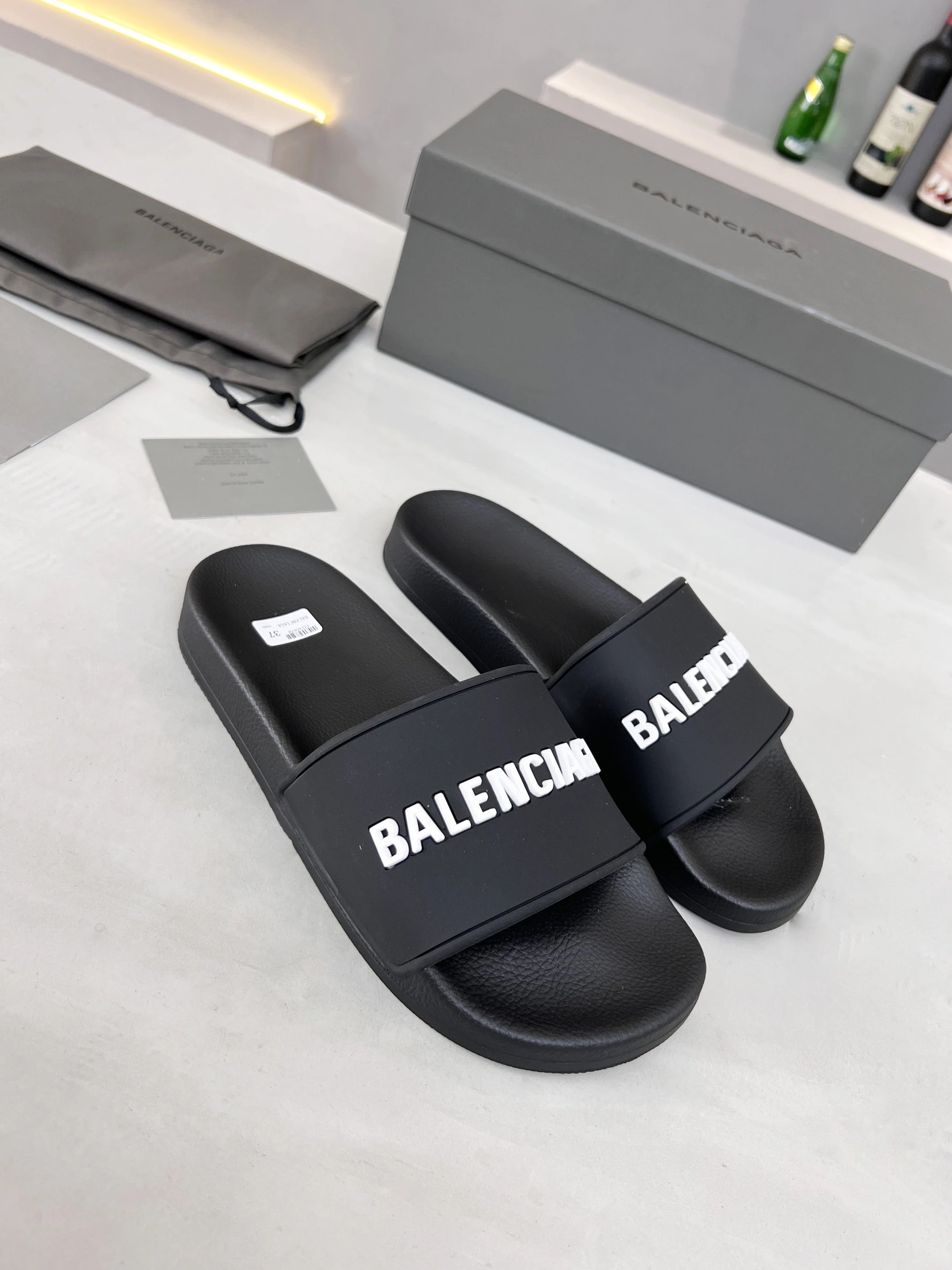 Balenciaga Slippers For Women Efficient 5934