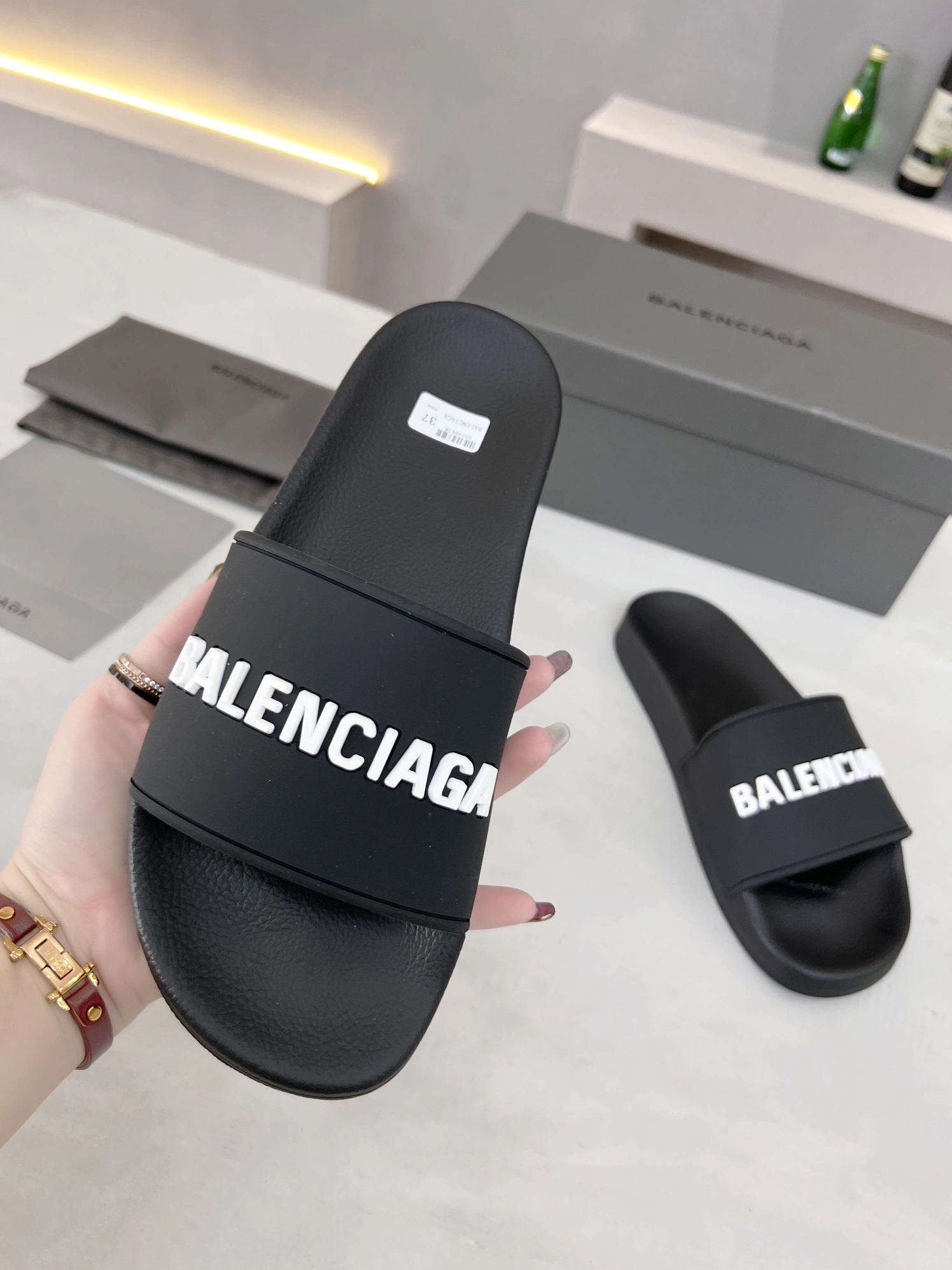 Balenciaga Slippers For Women Efficient 5934