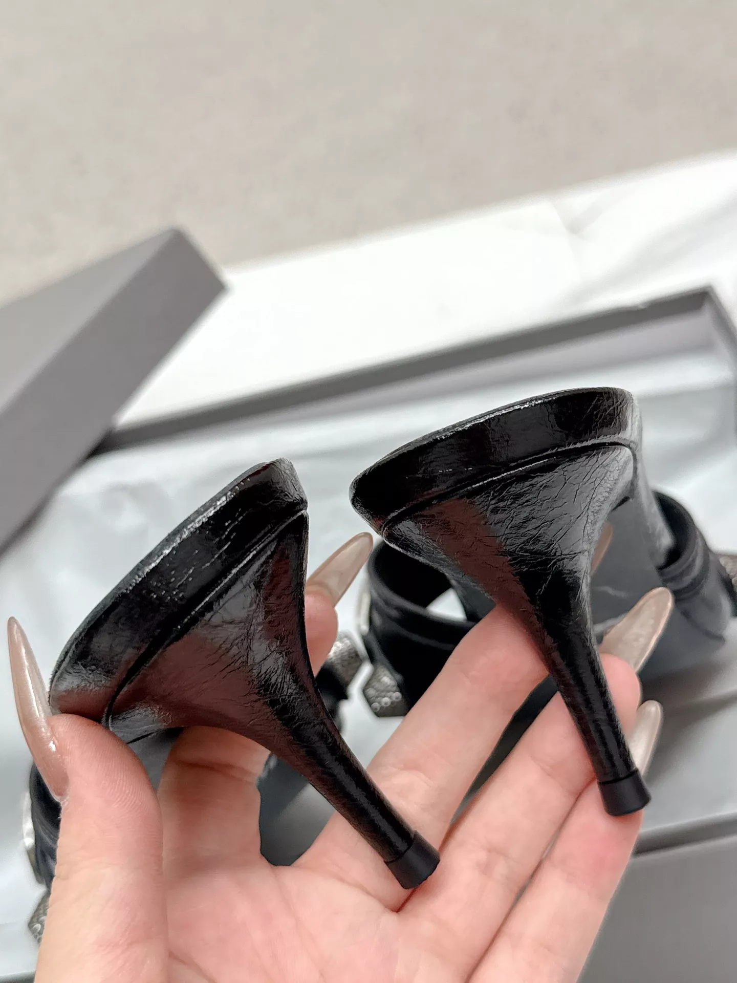 Balenciaga Slippers For Women Modern 832