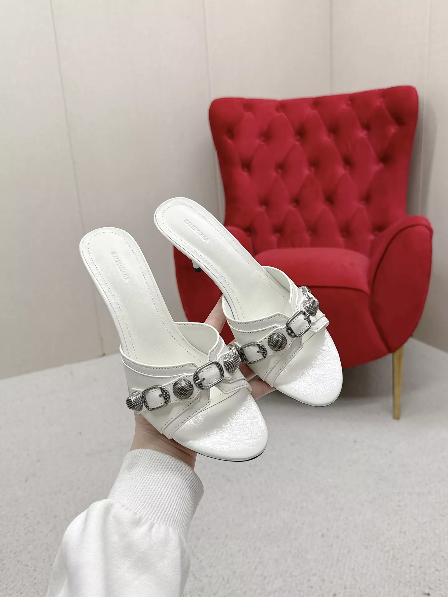 Balenciaga Slippers For Women Popular 4483