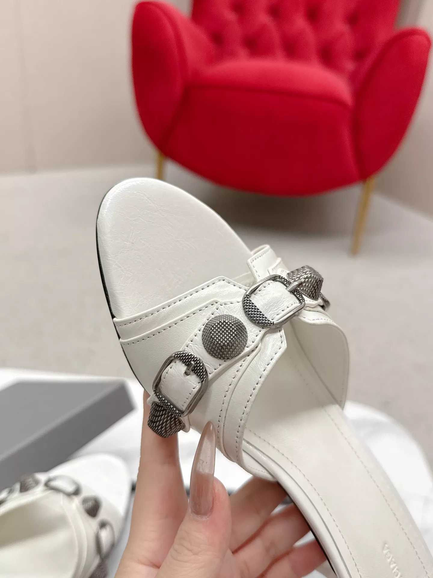 Balenciaga Slippers For Women Popular 4483
