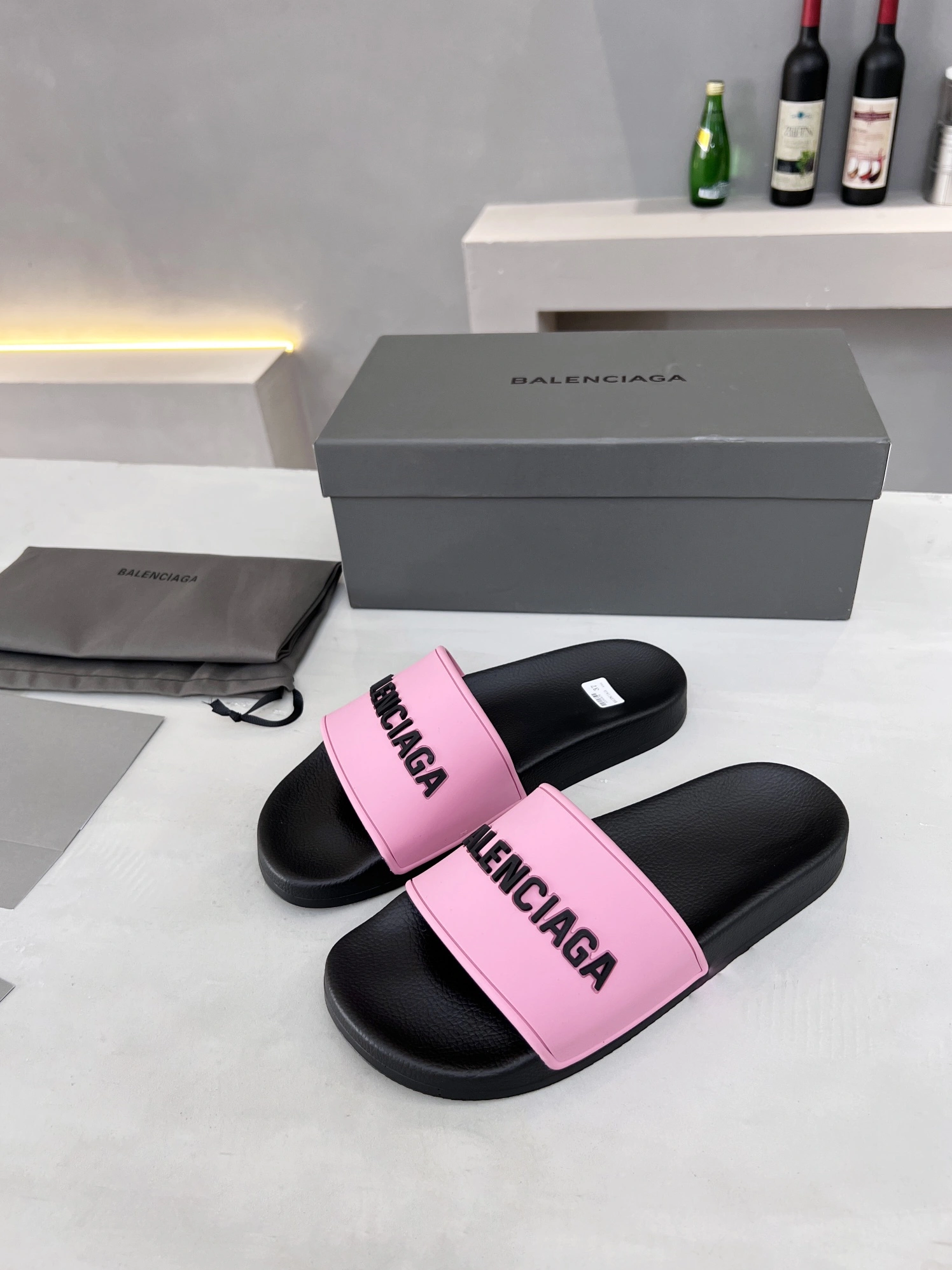 Balenciaga Slippers For Women Stylish 3955