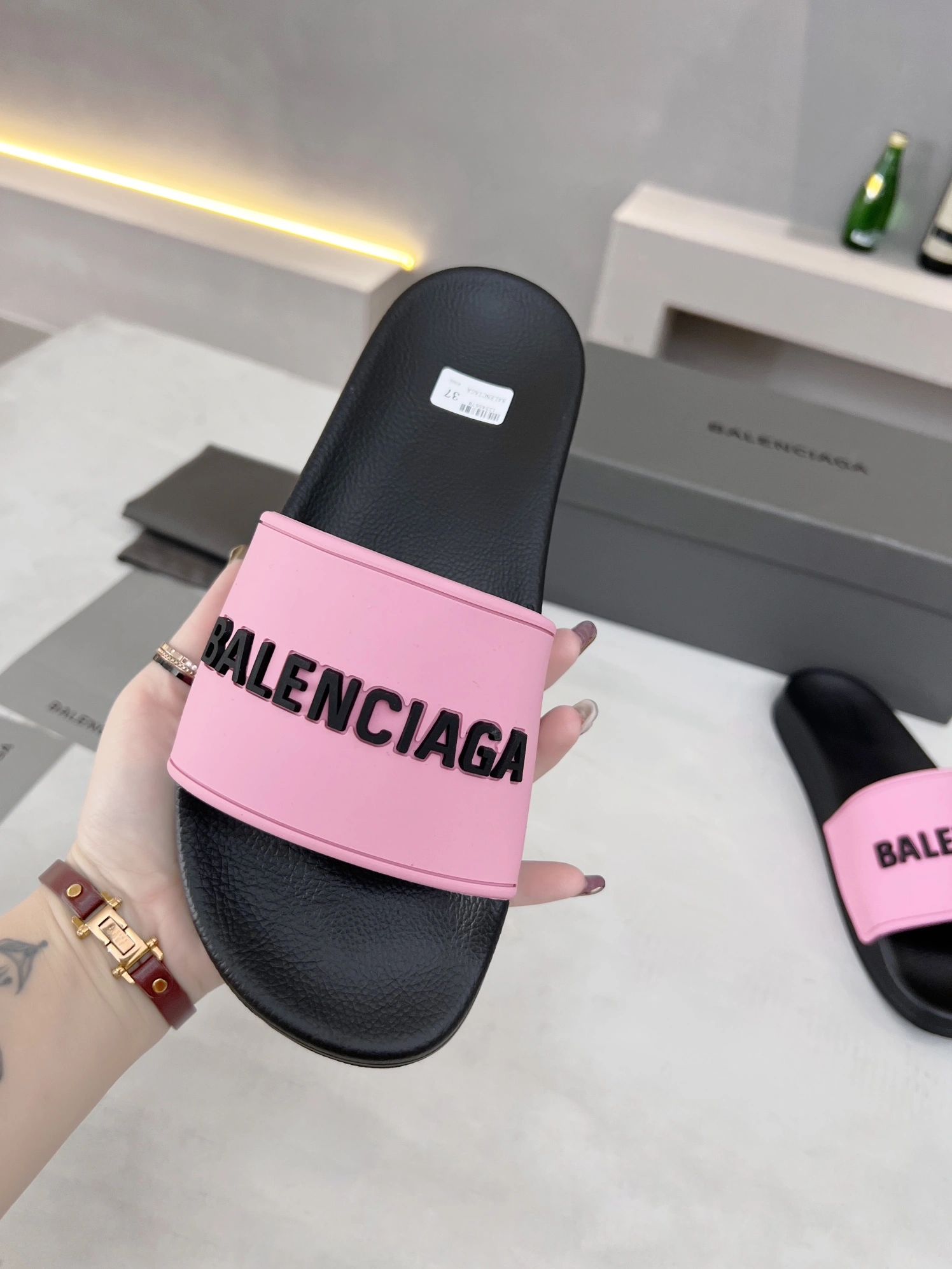 Balenciaga Slippers For Women Stylish 3955