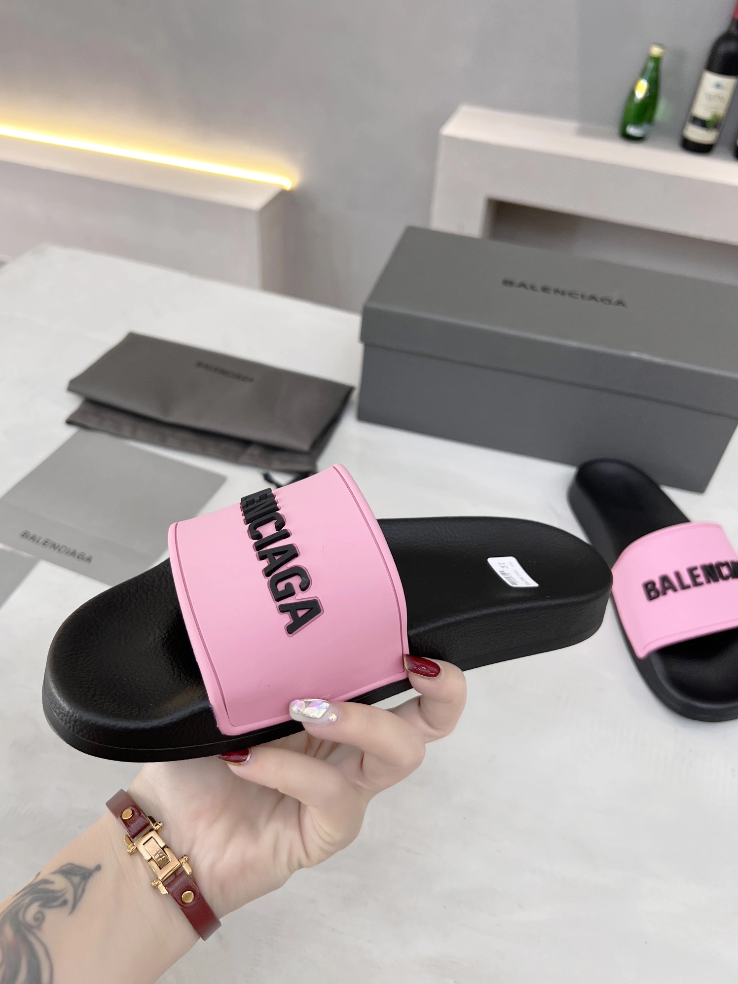 Balenciaga Slippers For Women Stylish 3955