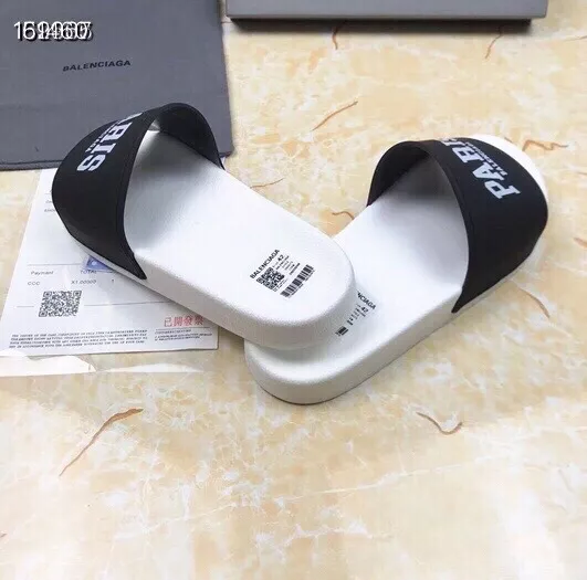 Balenciaga Slippers For Women Trendsetting 7411