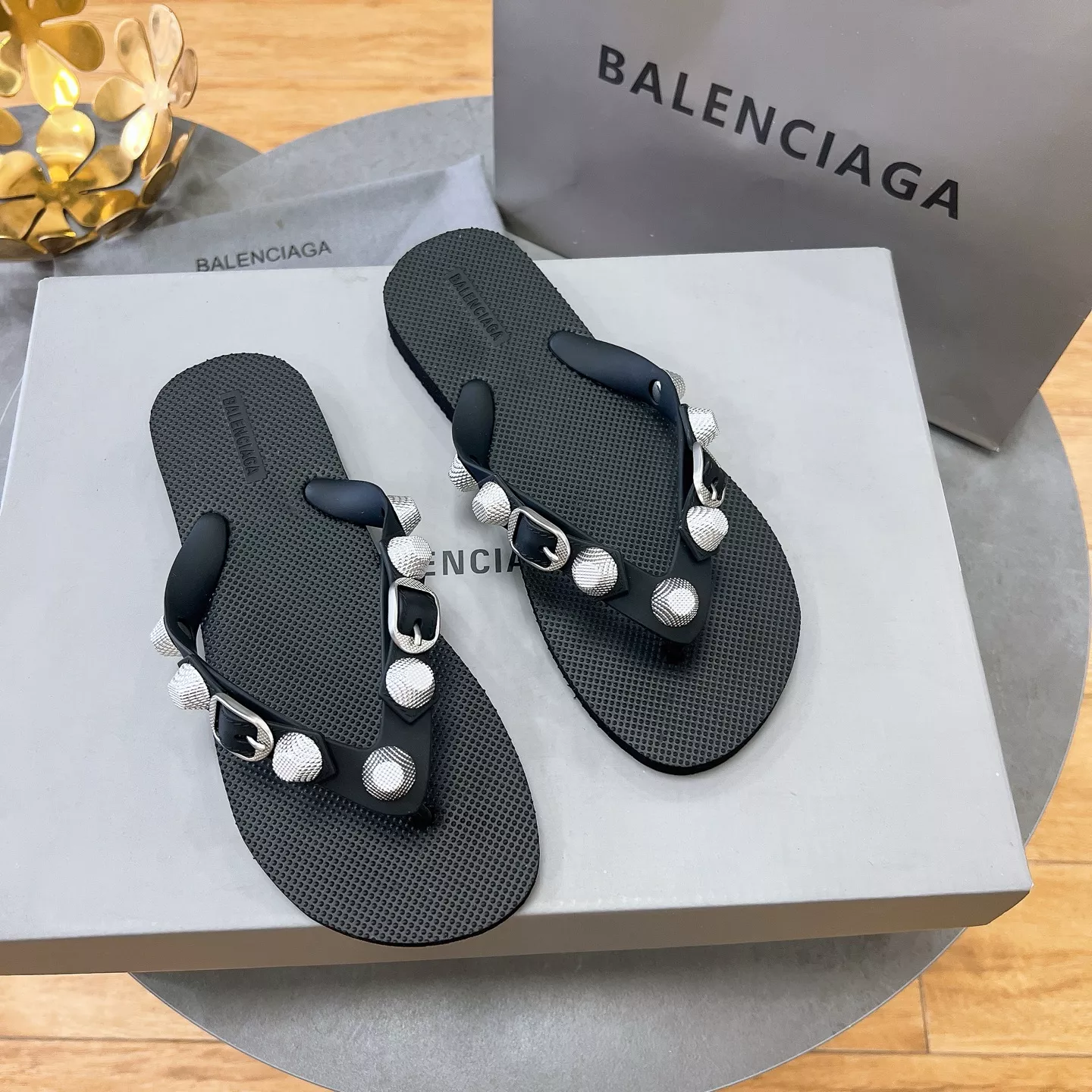 Balenciaga Slippers For Women Trendy 4822