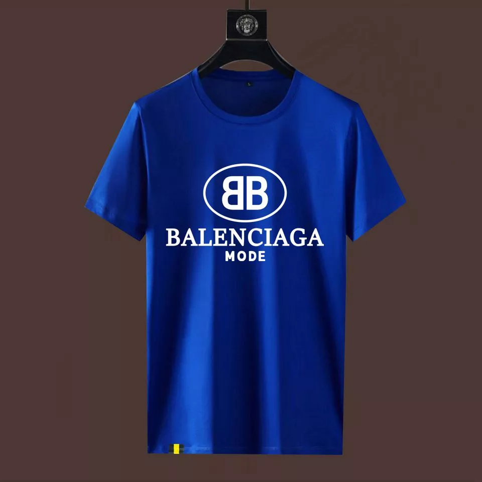 Balenciaga T-Shirts Short Sleeved For Men AllSeason 4301