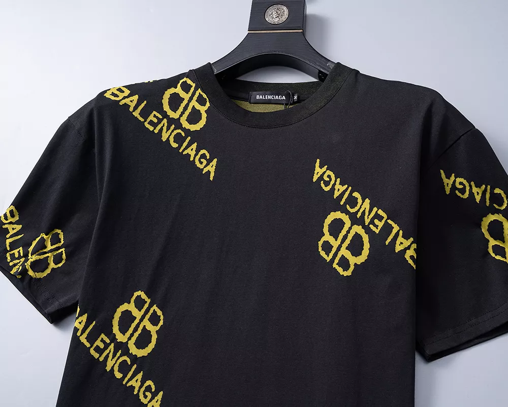 Balenciaga T-Shirts Short Sleeved For Men Comfortable 3137