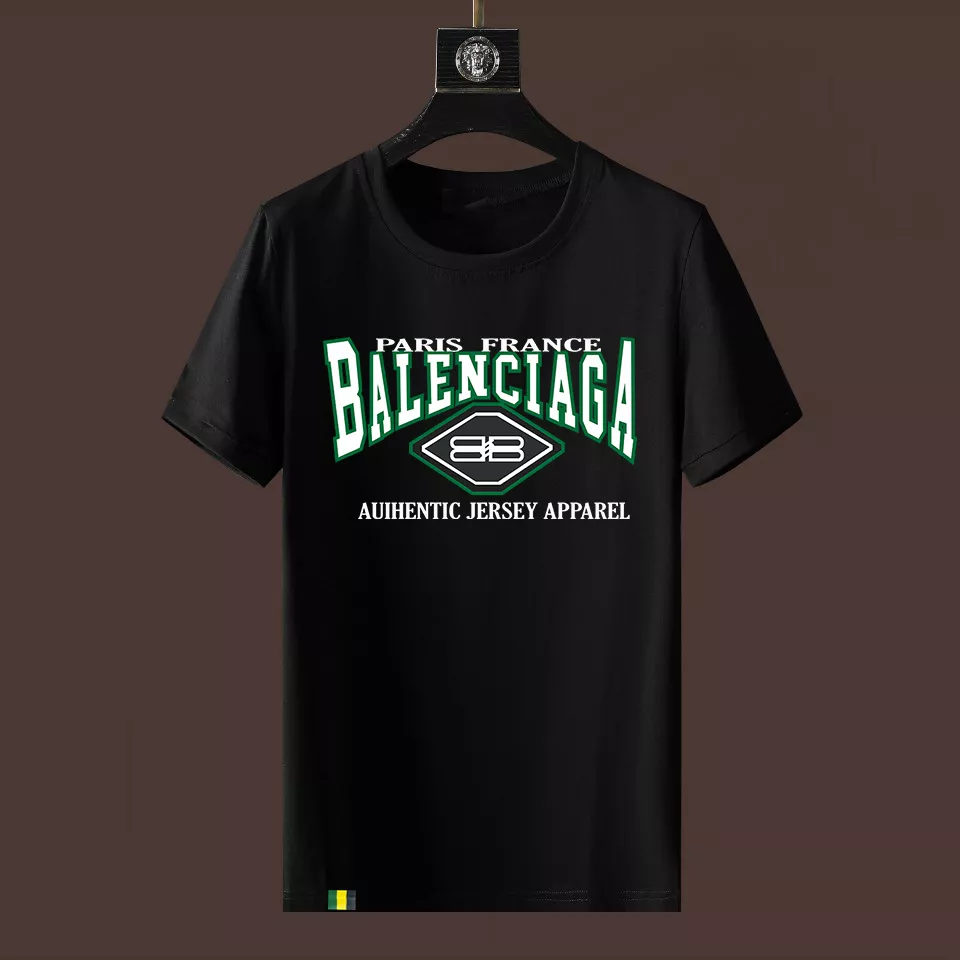 Balenciaga T-Shirts Short Sleeved For Men Fashionable 9339