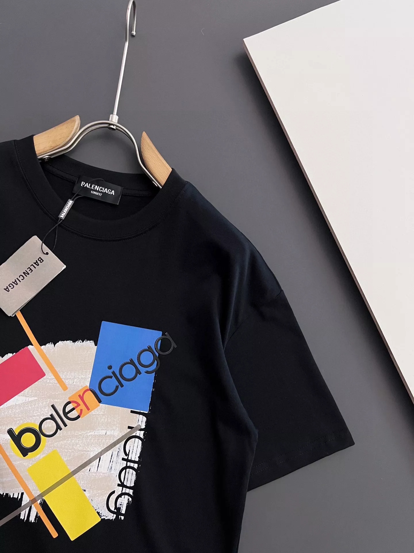 Balenciaga T-Shirts Short Sleeved For Men Versatile 9780