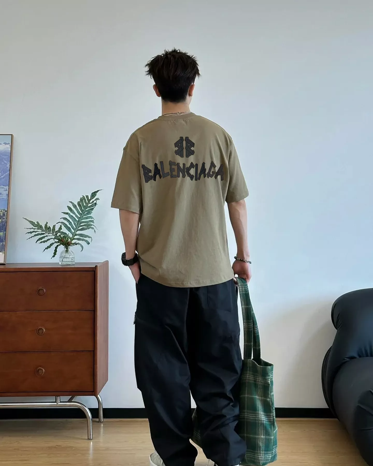 Balenciaga T-Shirts Short Sleeved For Unisex Comfortable 4012
