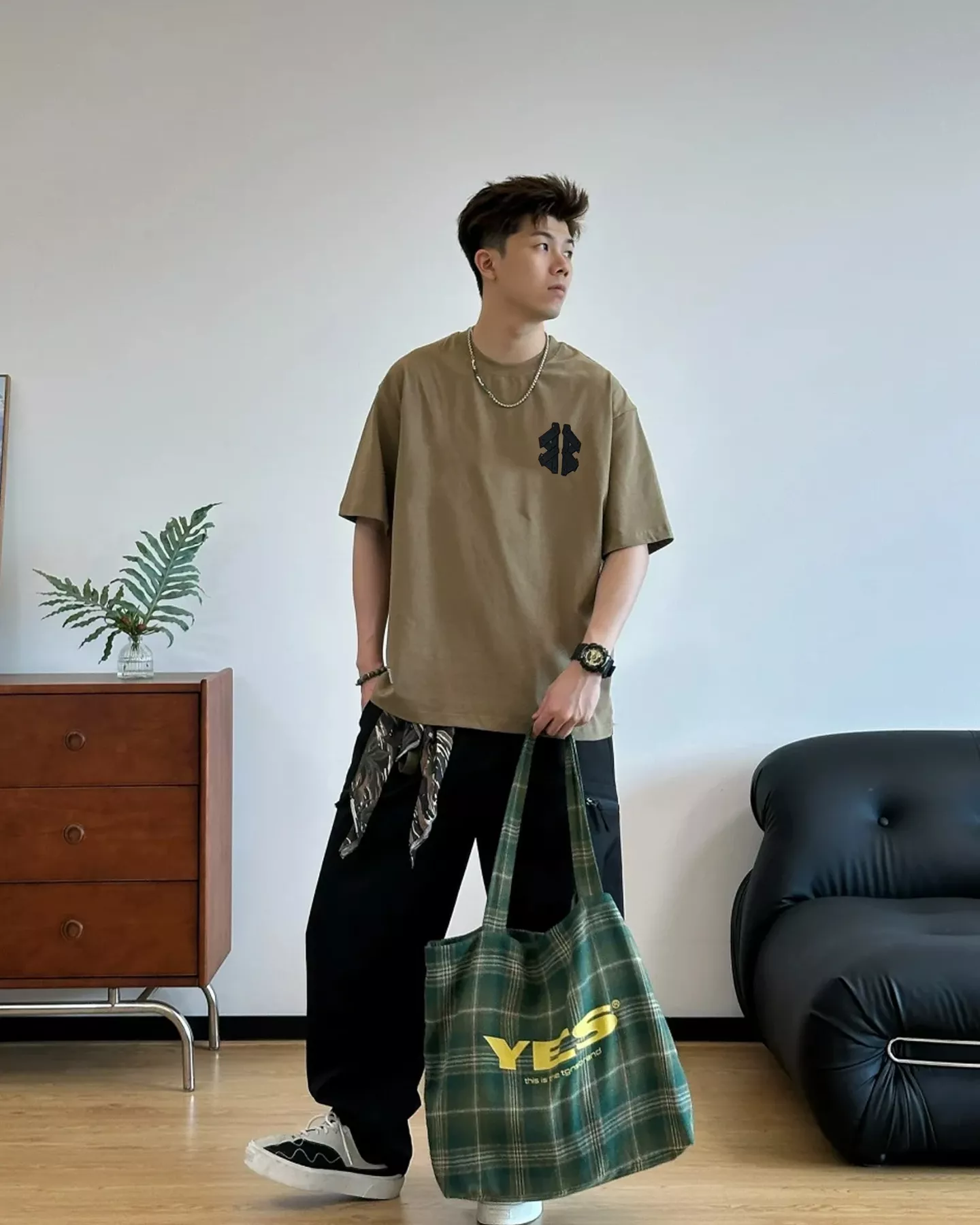 Balenciaga T-Shirts Short Sleeved For Unisex Comfortable 4012