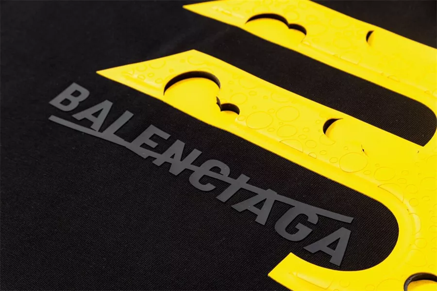 Balenciaga T-Shirts Short Sleeved For Unisex ModernLook 9895