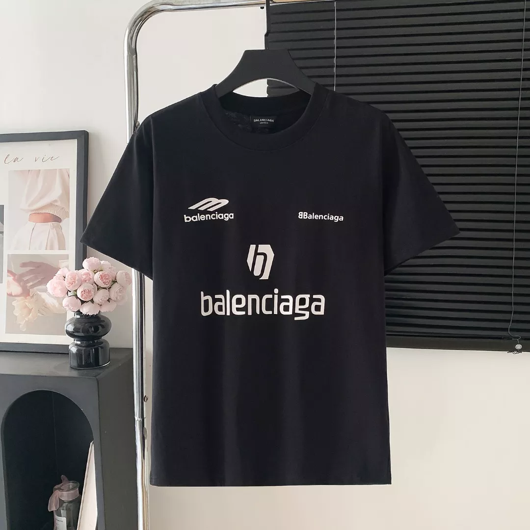 Balenciaga T-Shirts Short Sleeved For Unisex Sleek 3179