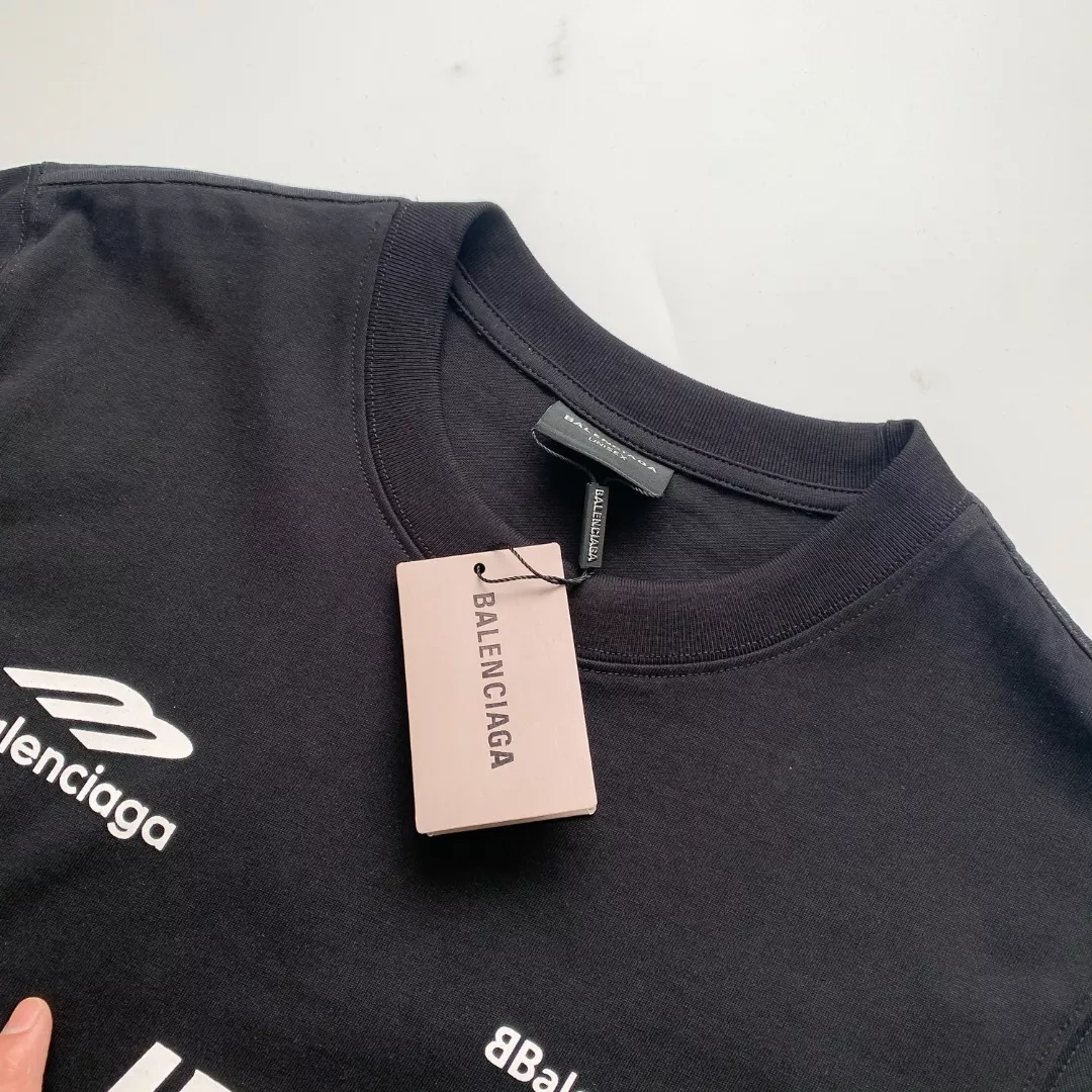 Balenciaga T-Shirts Short Sleeved For Unisex Sleek 3179