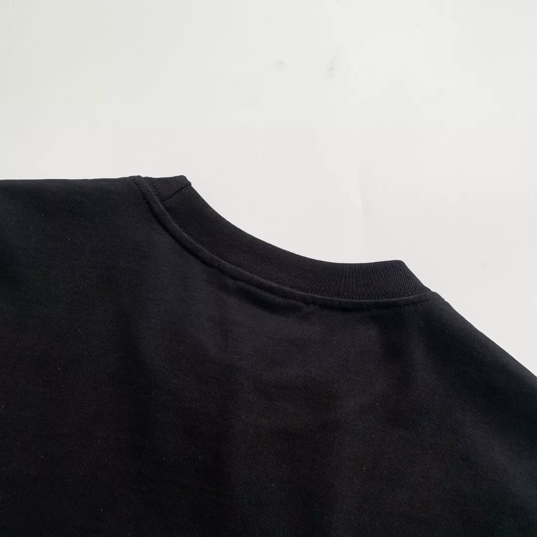Balenciaga T-Shirts Short Sleeved For Unisex Sleek 3179