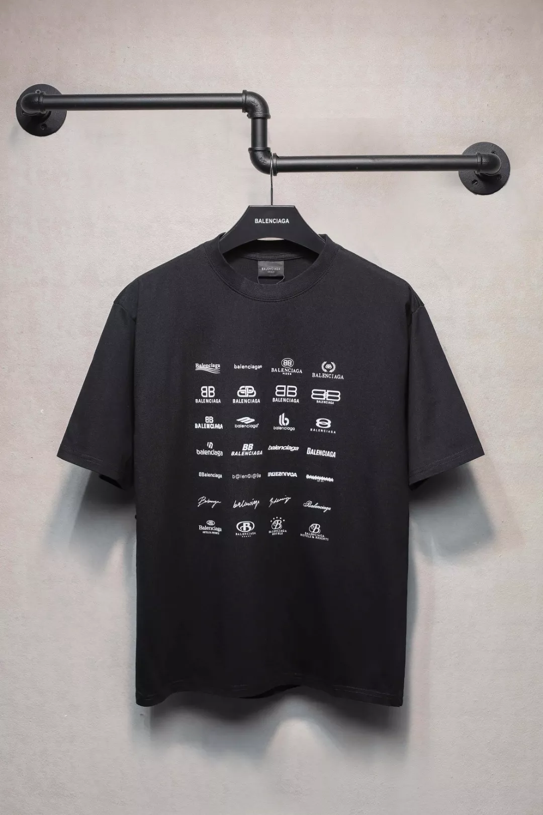 Balenciaga T-Shirts Short Sleeved For Unisex Versatile 5632
