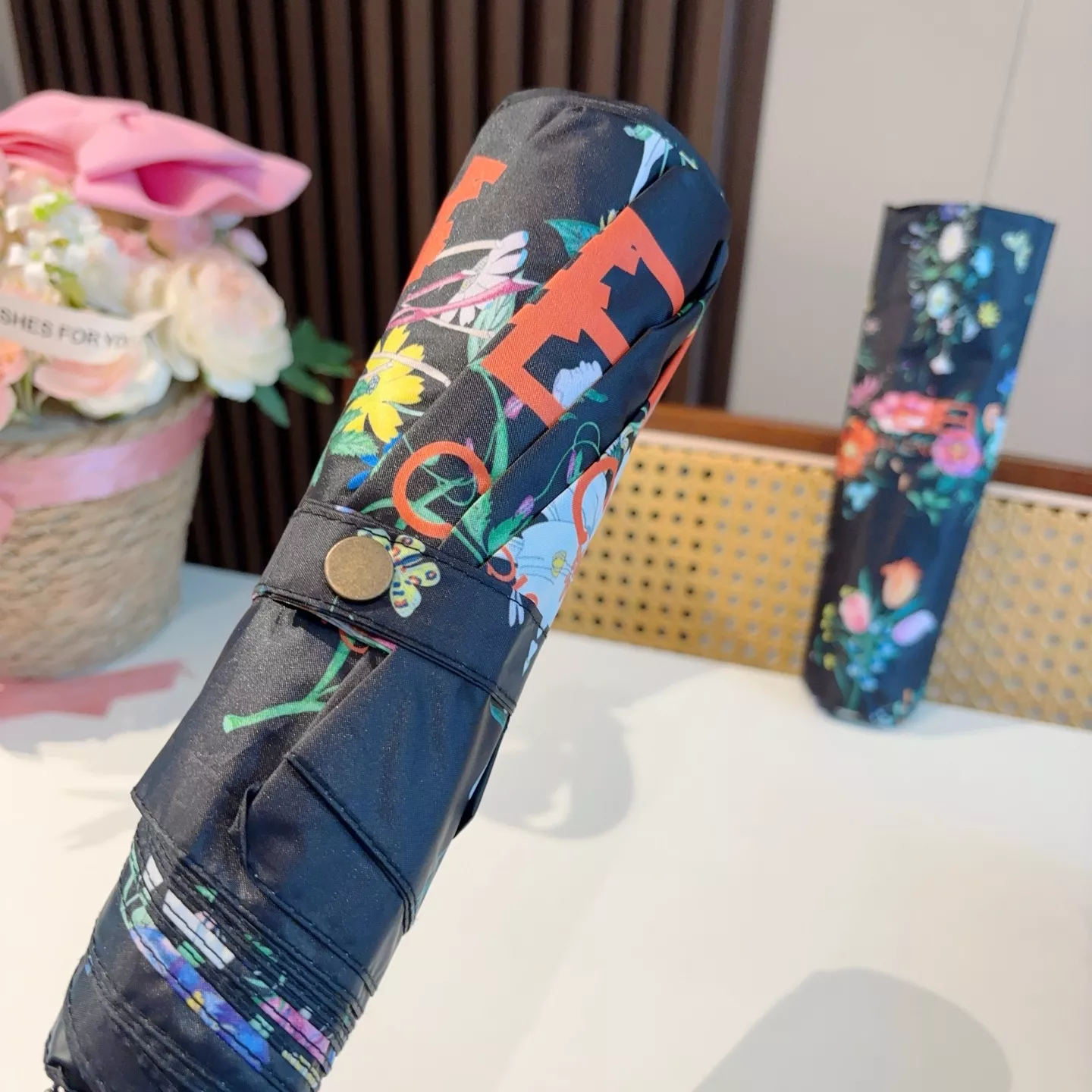 Balenciaga Umbrellas Cozy 5683