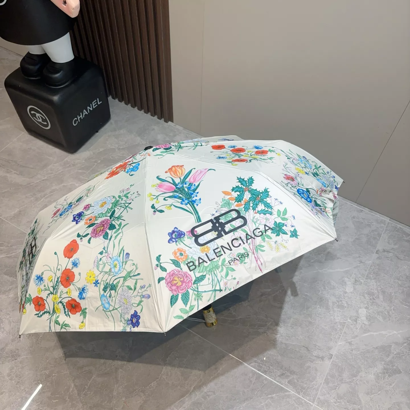 Balenciaga Umbrellas Sophisticated 2291