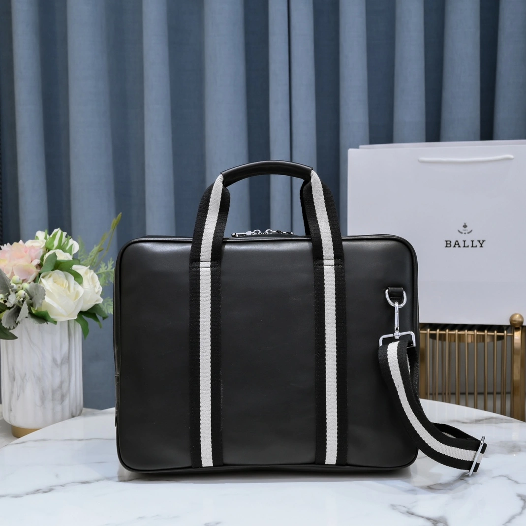 Bally AAA Man Handbags AllSeason 9305