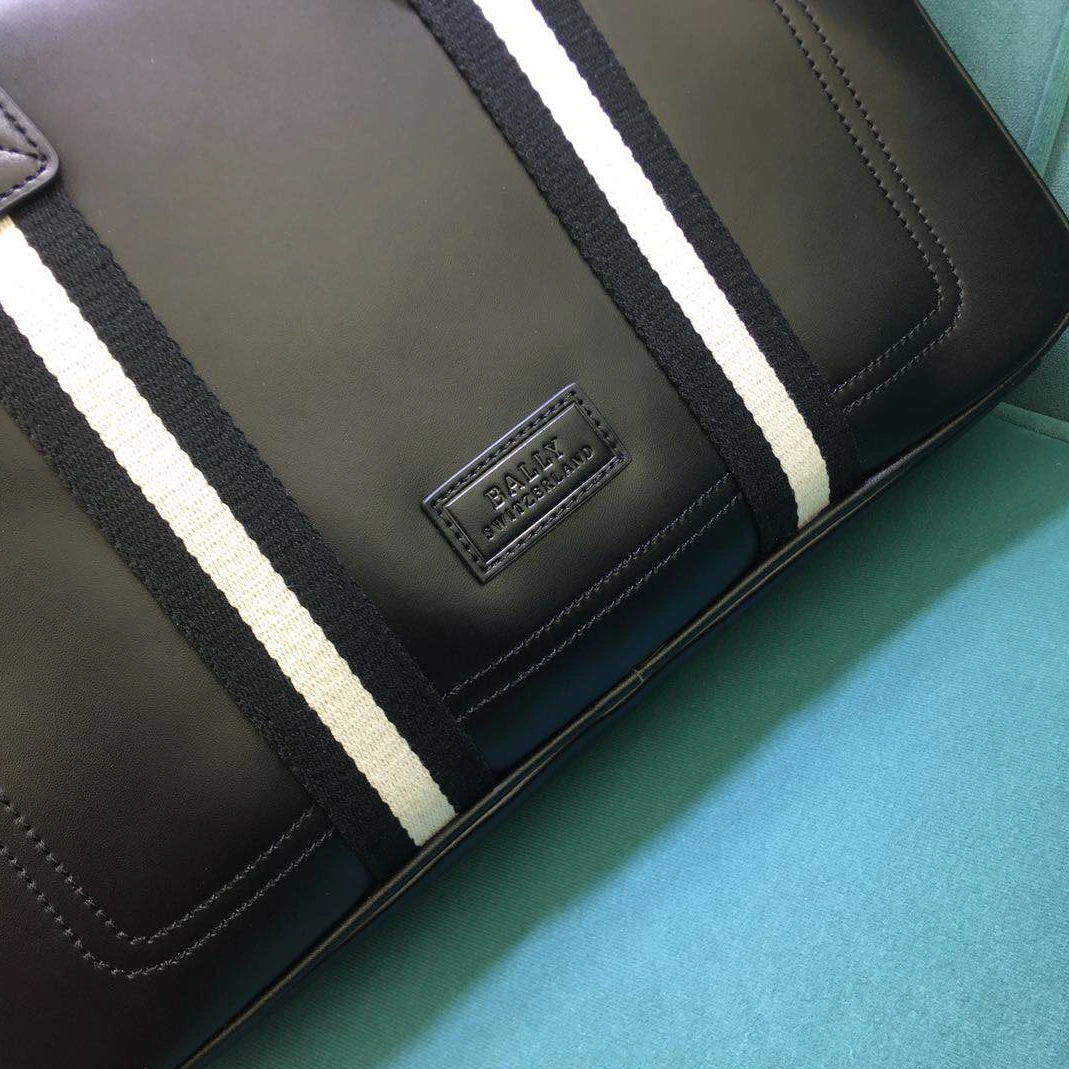 Bally AAA Man Handbags Bold 1972