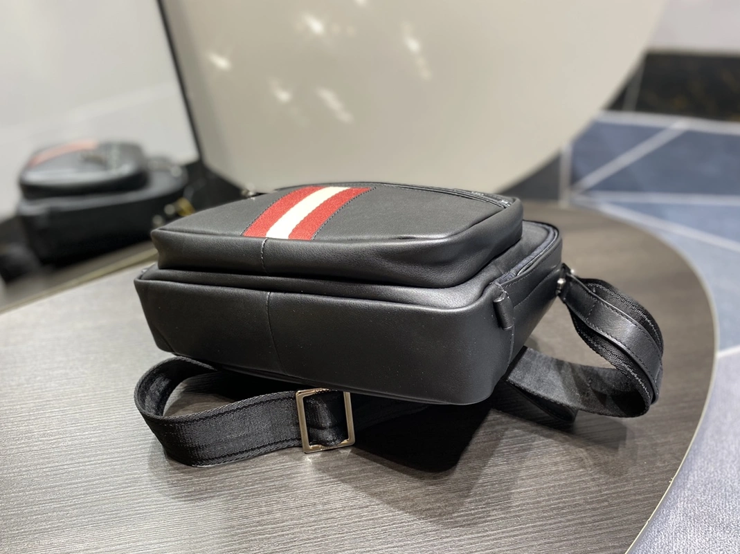 Bally AAA Man Messenger Bags Compact 2920