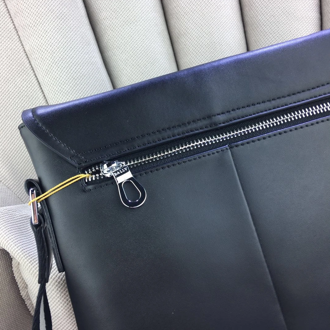 Bally AAA Man Messenger Bags ModernLook 814