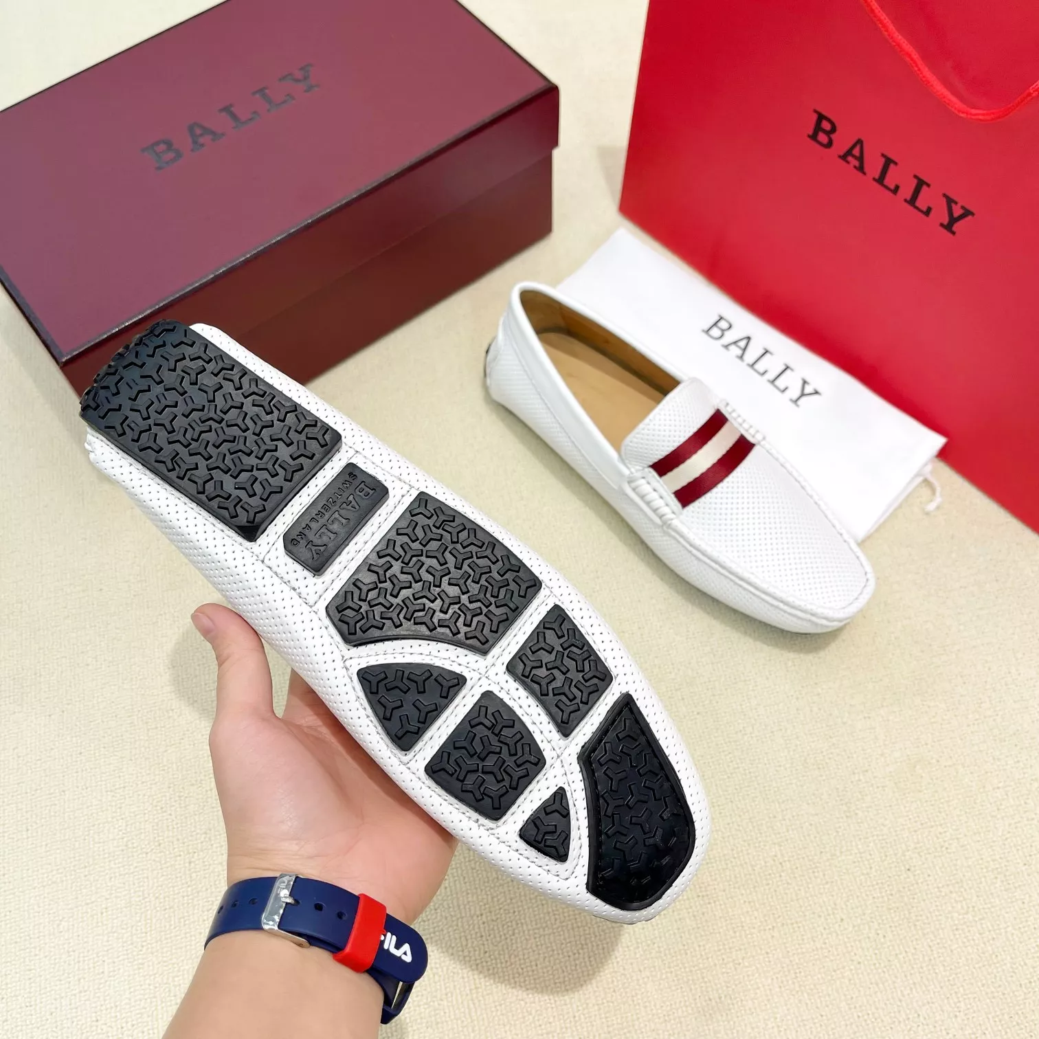 Bally Leather Shoes For Men Sleek 7589
