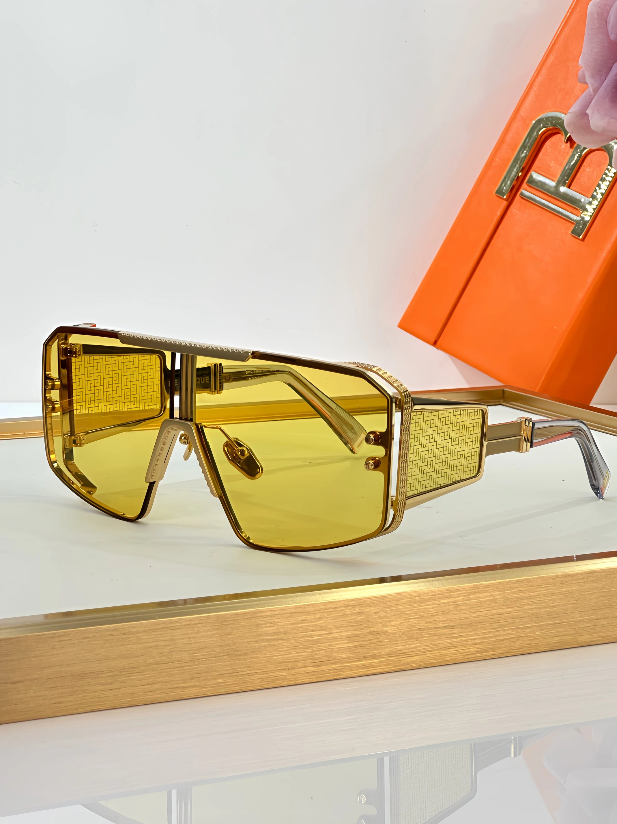 Balmain AAA Quality Sunglasses Bright 7735