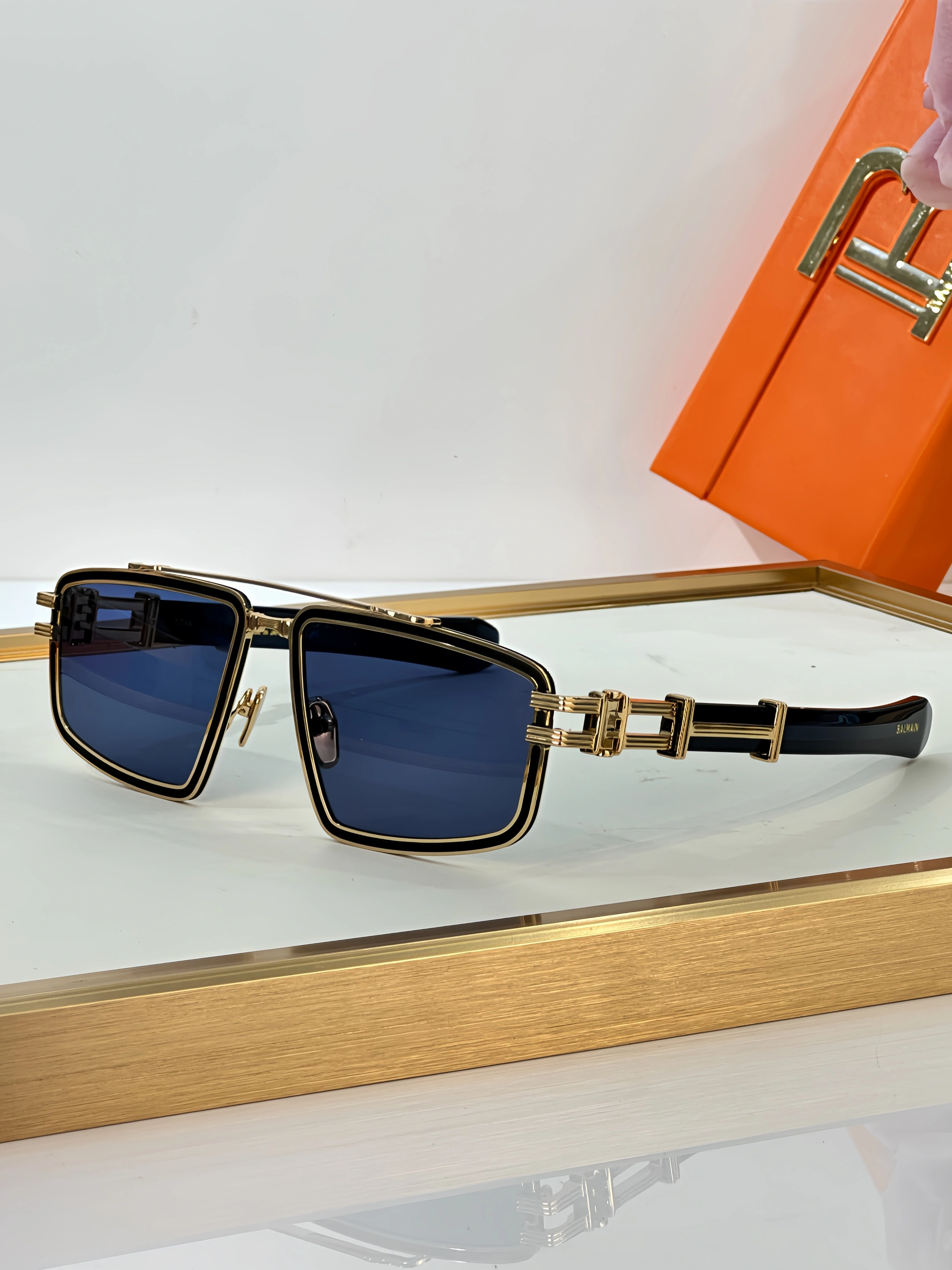 Balmain AAA Quality Sunglasses Lightweight 4553
