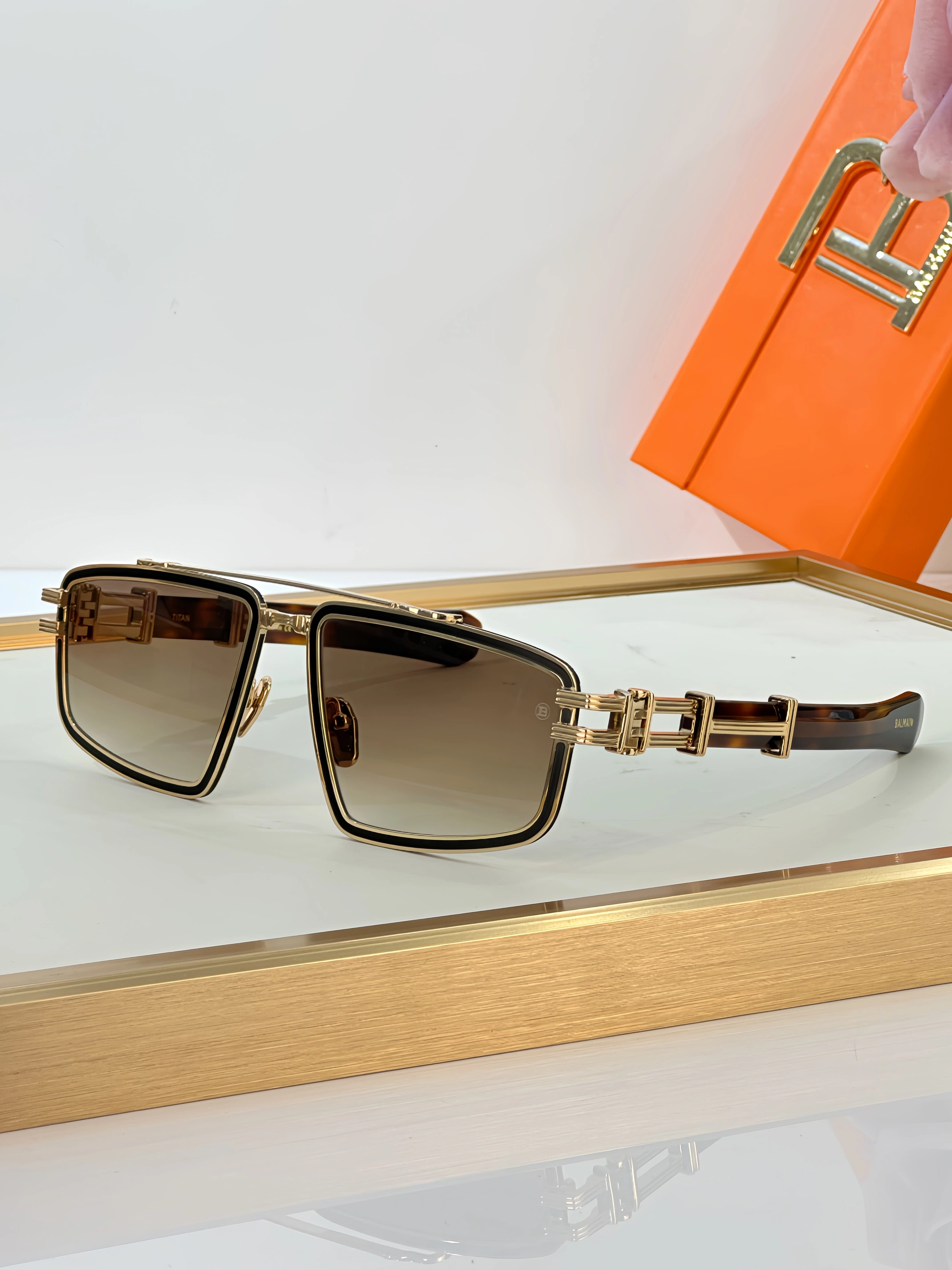 Balmain AAA Quality Sunglasses Minimalist 515