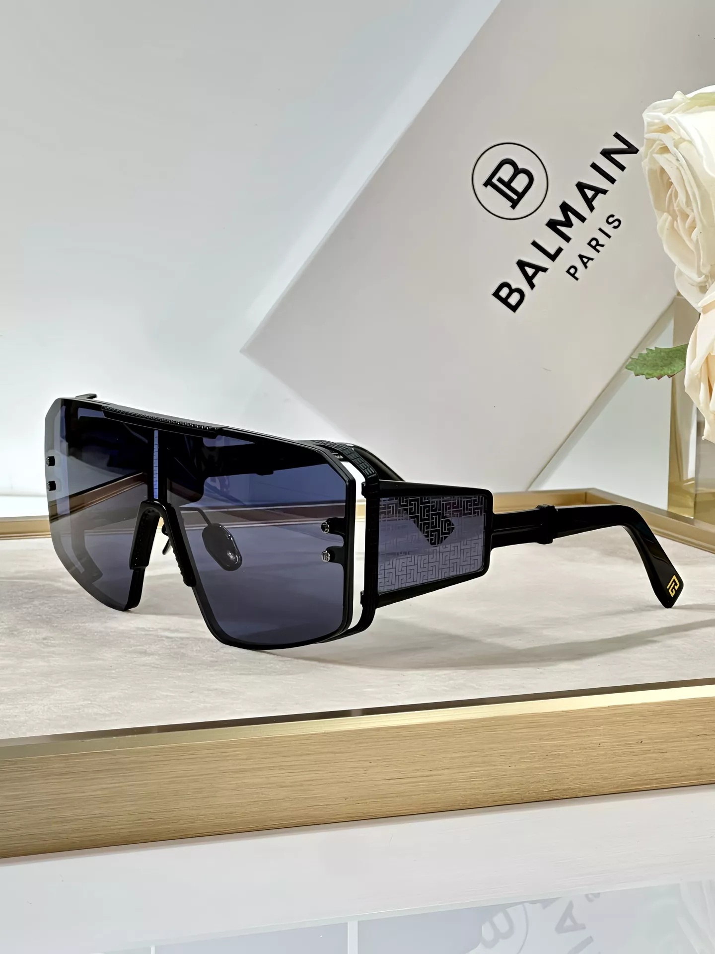 Balmain AAA Quality Sunglasses Minimalist 6620