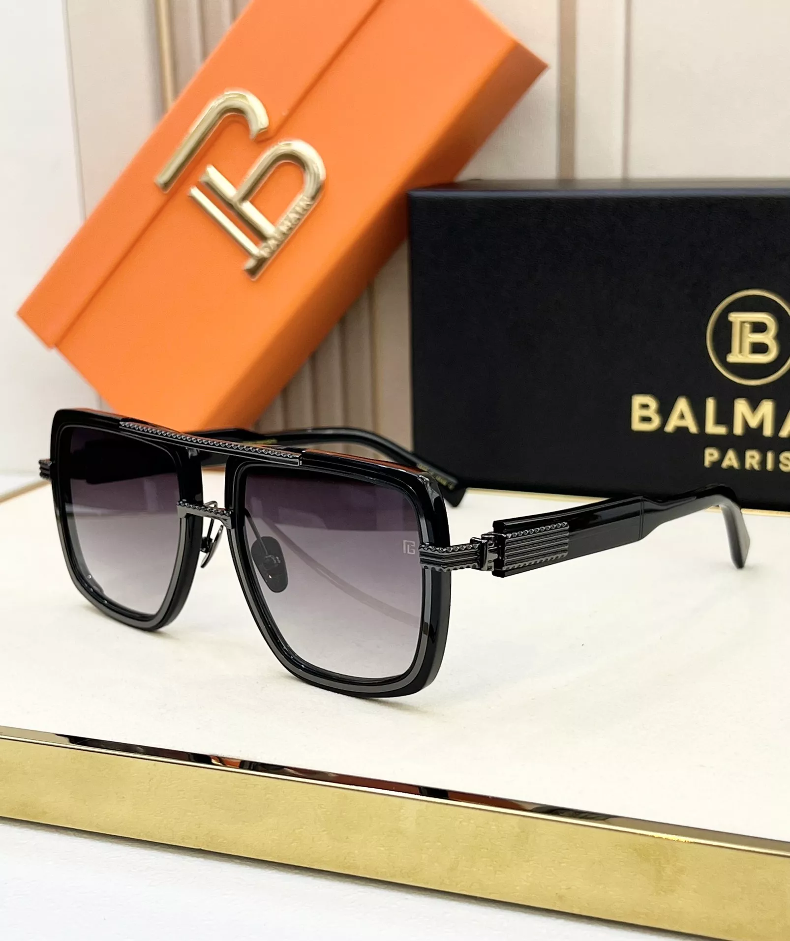 Balmain AAA Quality Sunglasses UrbanStyle 4105
