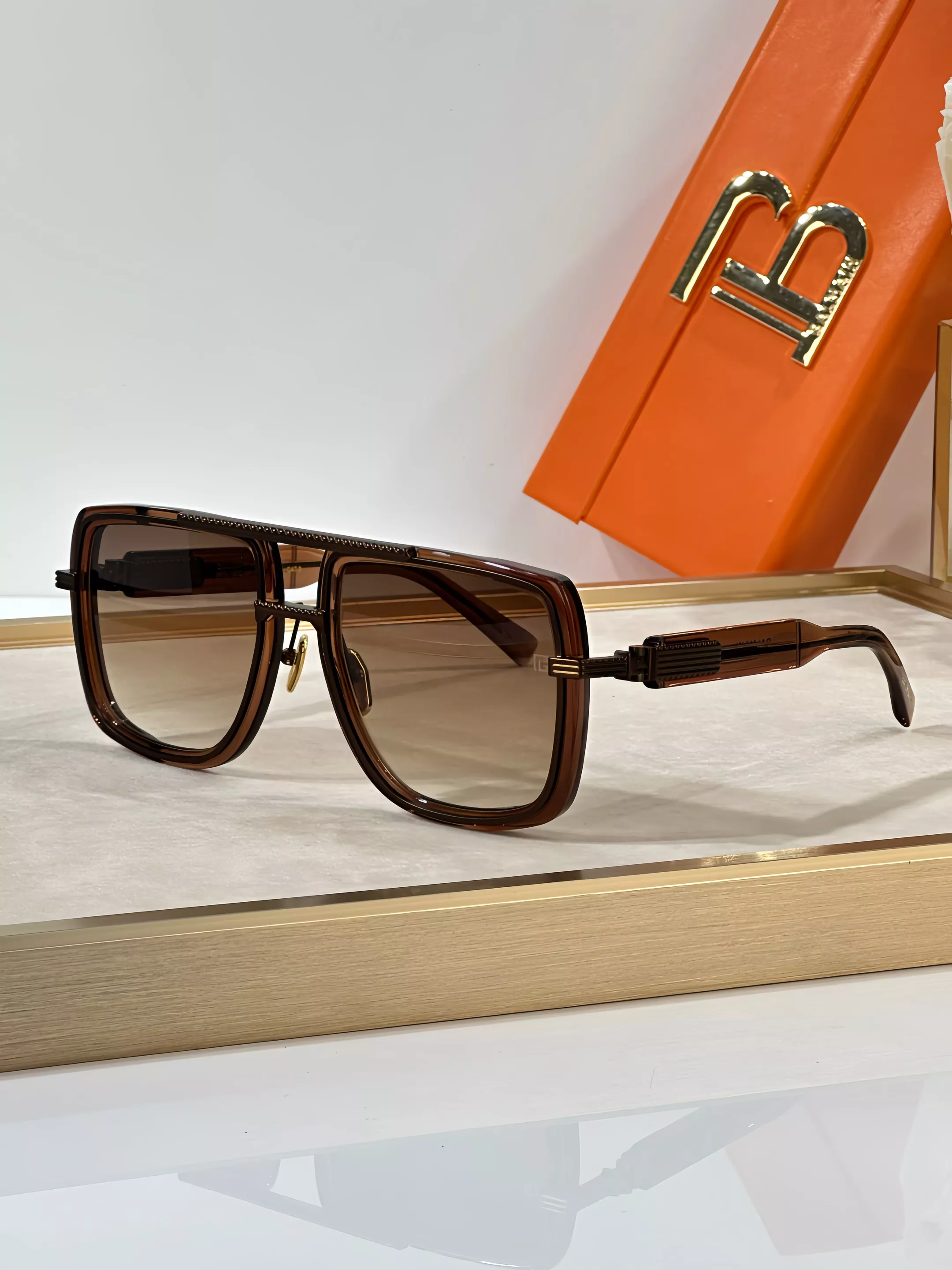 Balmain AAA Quality Sunglasses Versatile 2131