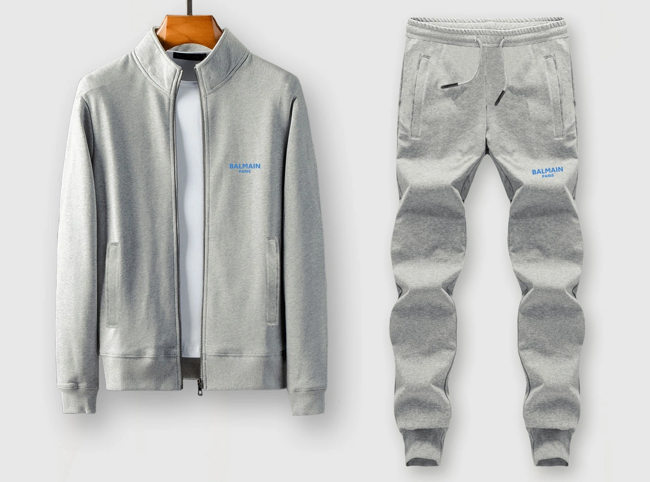 Balmain Tracksuits Long Sleeved For Men Comfortable 8974