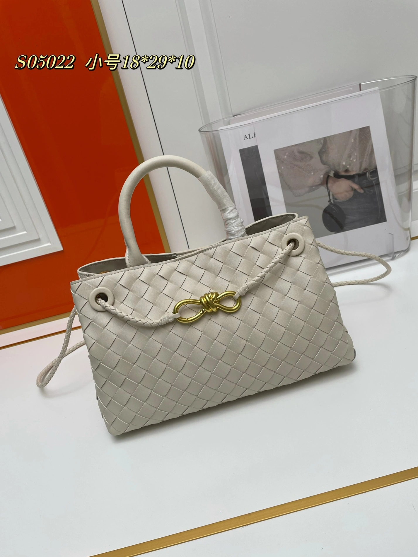 BestValue 1009 Bottega Veneta BV AAA Quality Handbags For Women
