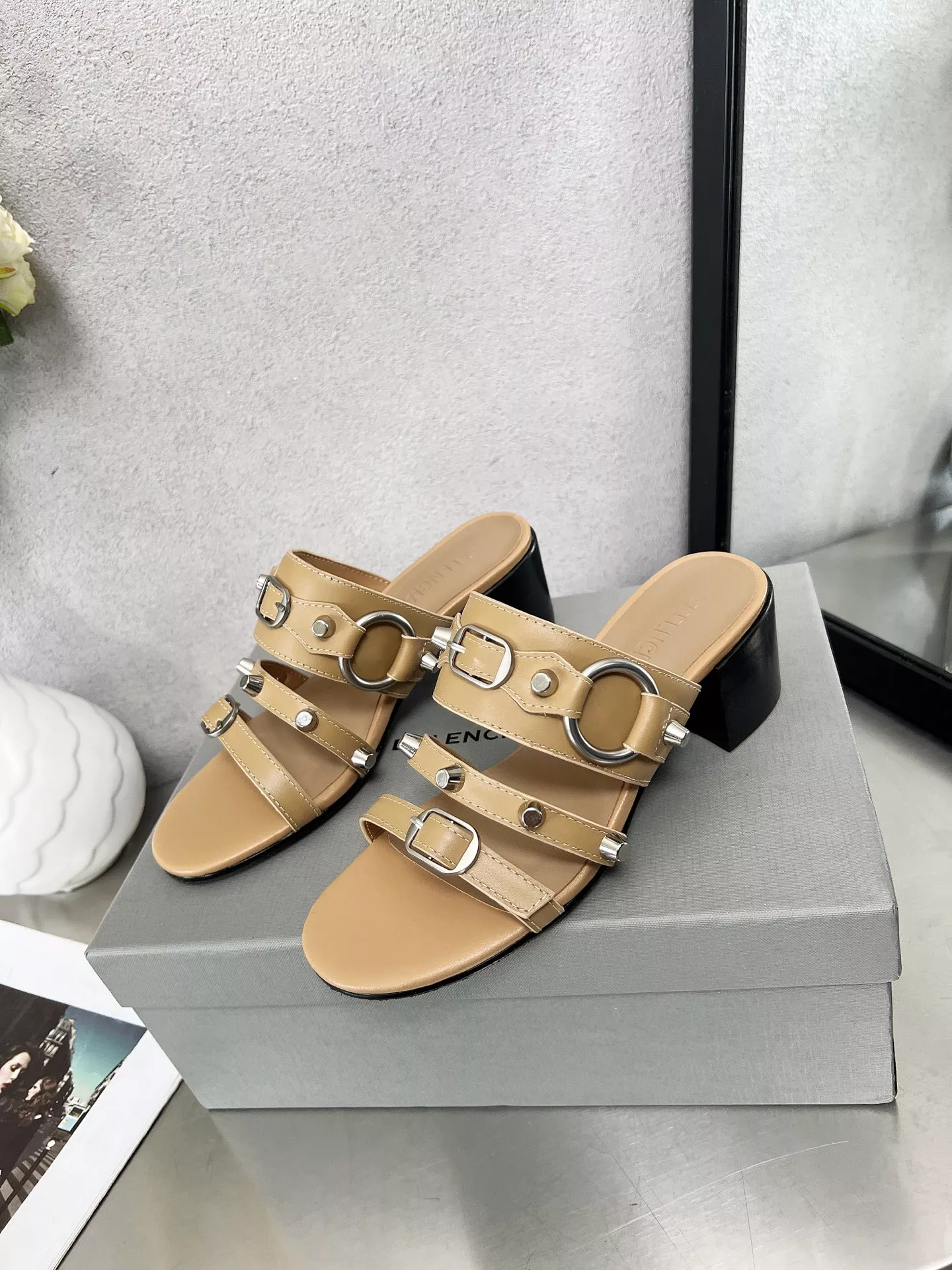 BestValue 1032 Balenciaga Slippers For Women
