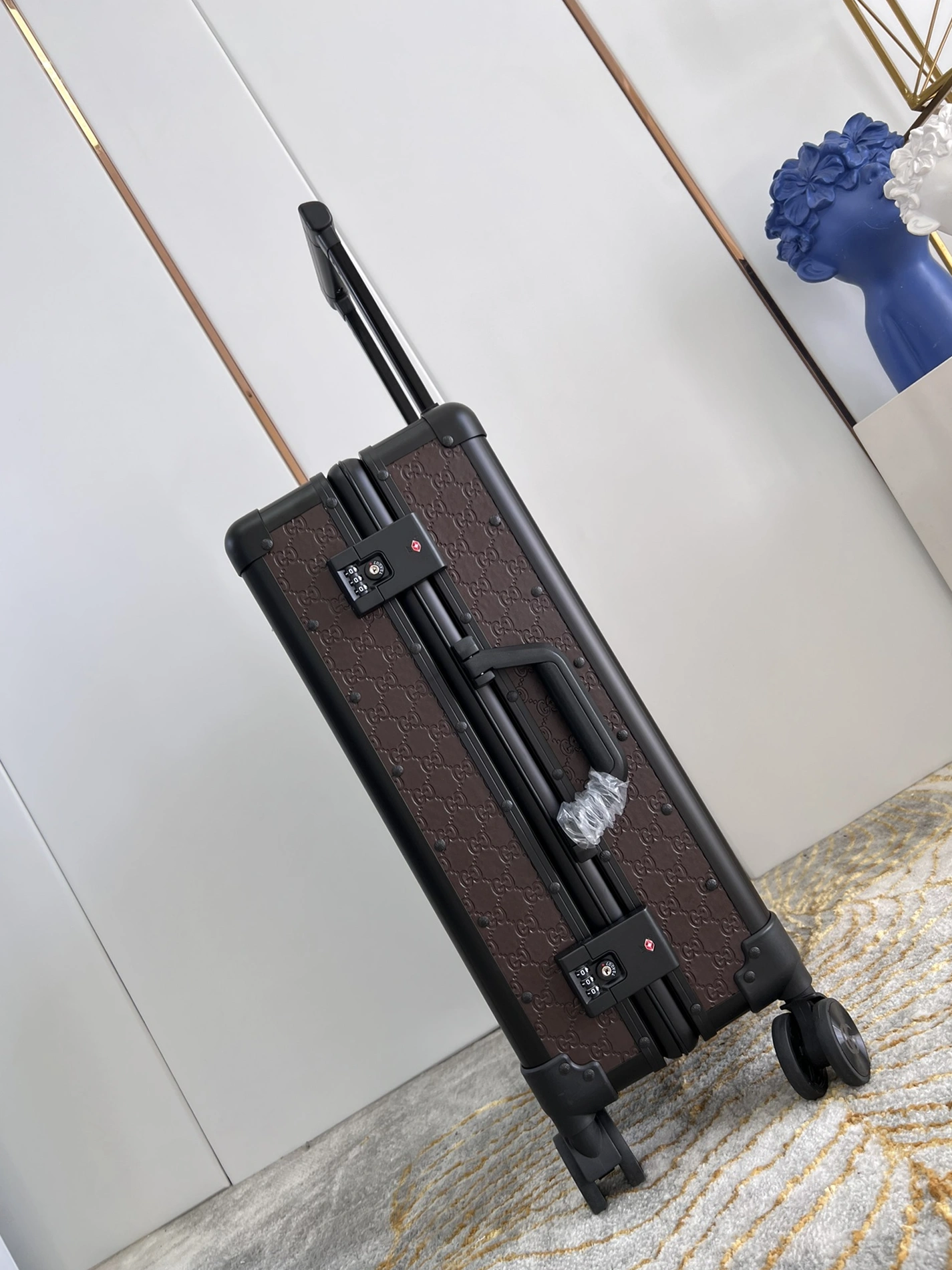BestValue 1154 Gucci Luggage