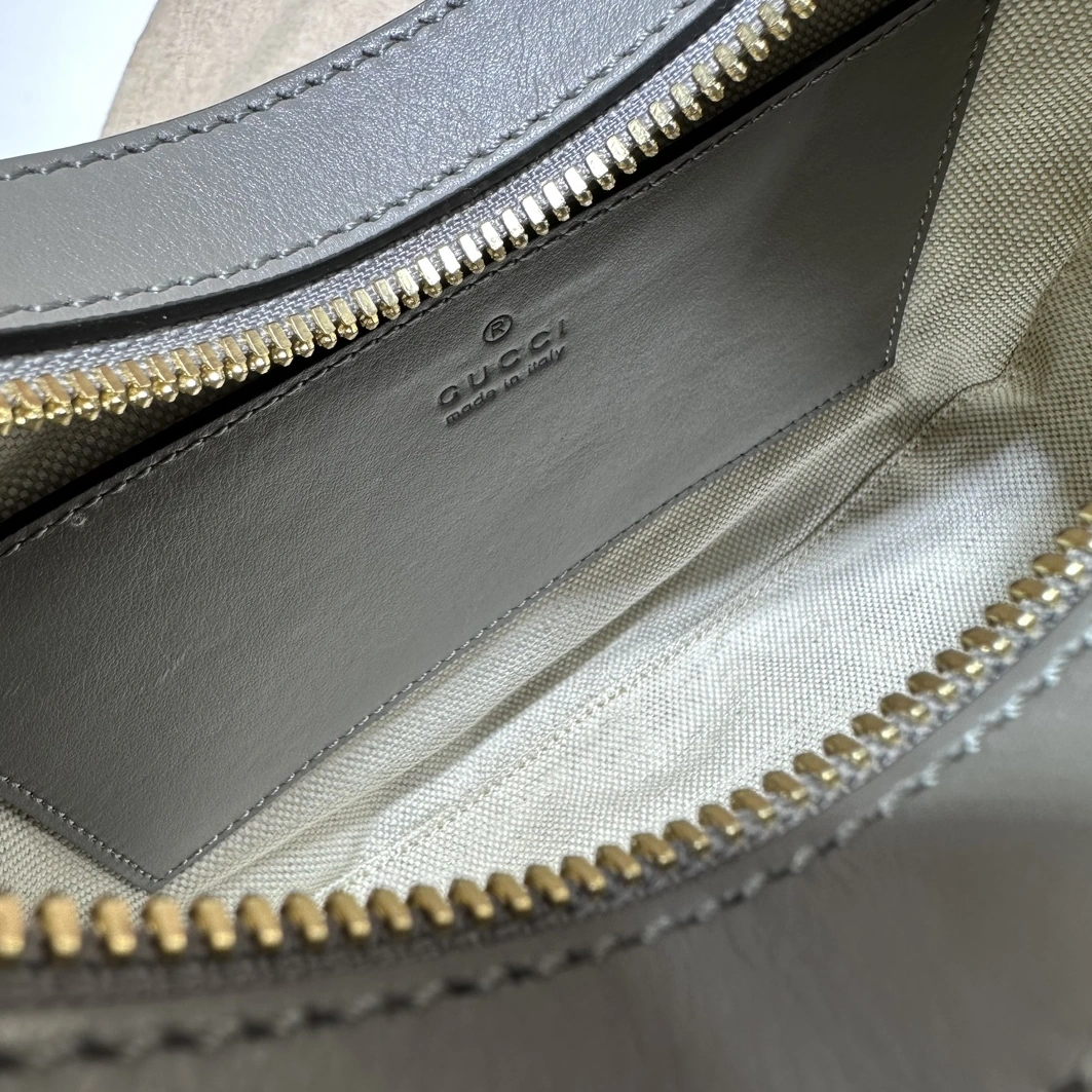 BestValue 1257 Gucci AAA Quality Messenger Bags For Women