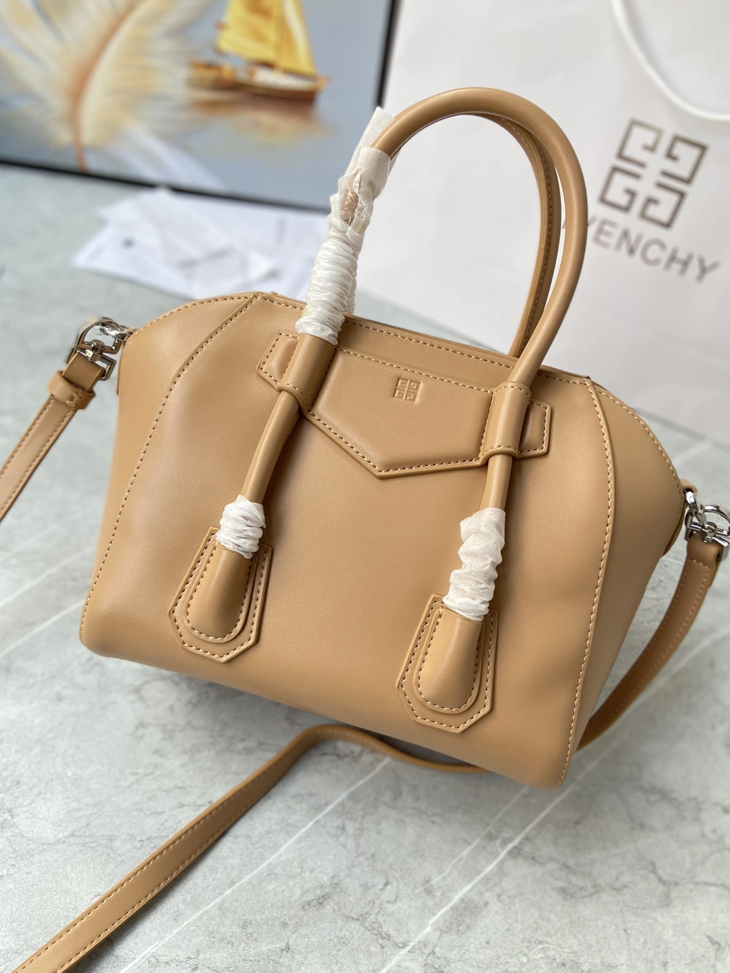 BestValue 1334 Givenchy AAA Quality Handbags For Women
