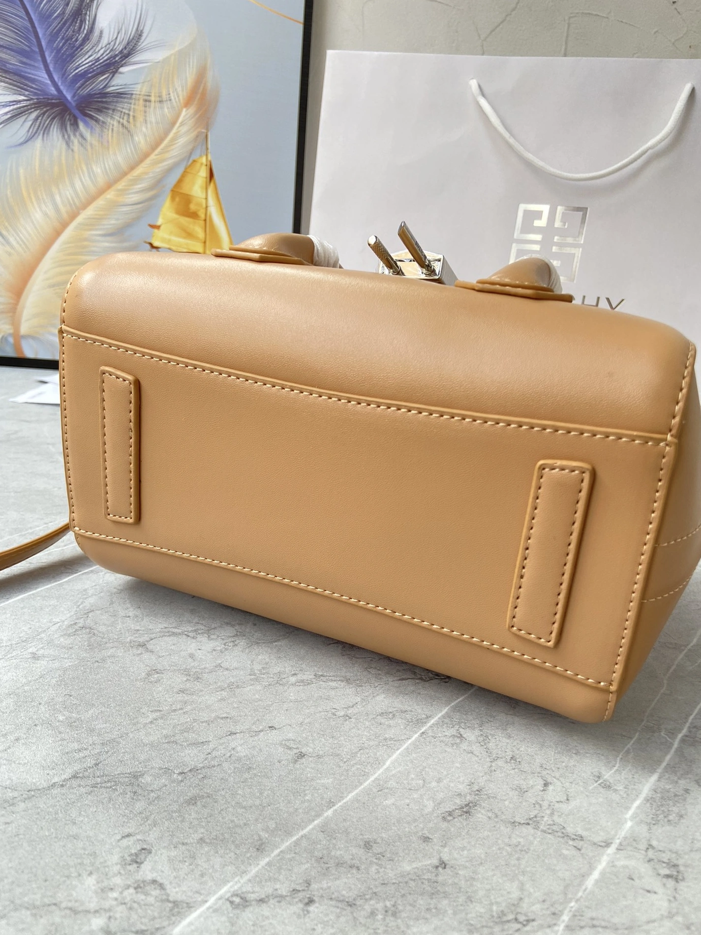 BestValue 1334 Givenchy AAA Quality Handbags For Women
